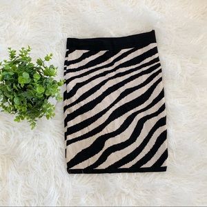 Forever 21 zebra black and tan print pencil skirt